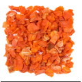 Grânulo de cenoura em fatia de cenoura orgânica desidratada